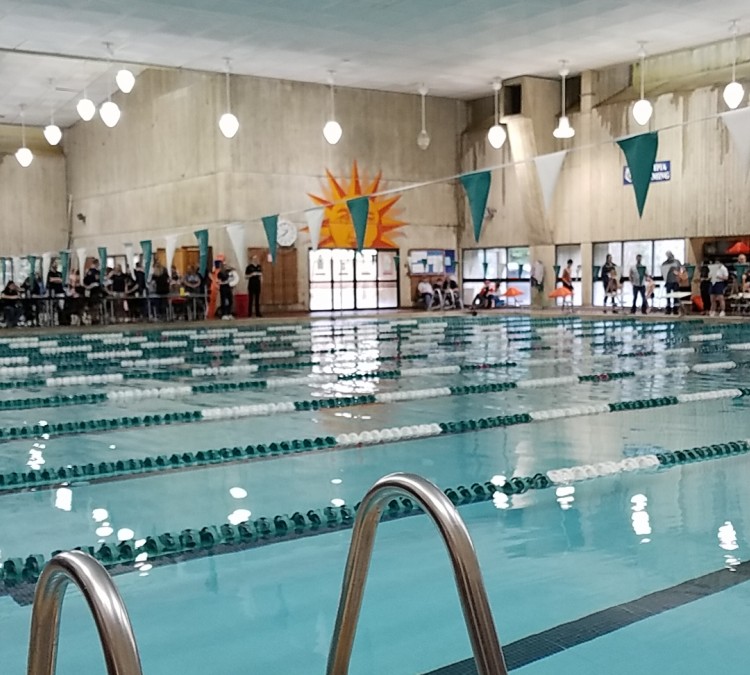 evergreen-state-college-pool-photo